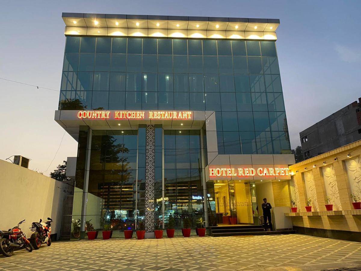 Hotel Sahib'S Red Carpet - The Family & Corporate Hotel Agra  Exterior photo